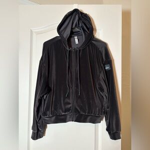 ALO VELOUR GLIMMER FULL ZIP HOODIE IN BLACK. Size Small